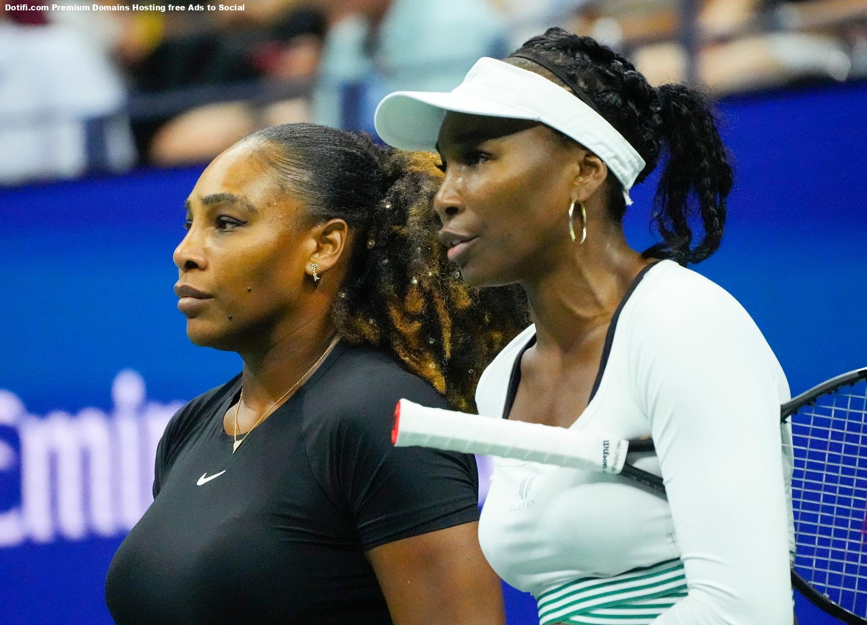 Venus Williams begs Serena to show up for her US Open doubles quarter-final